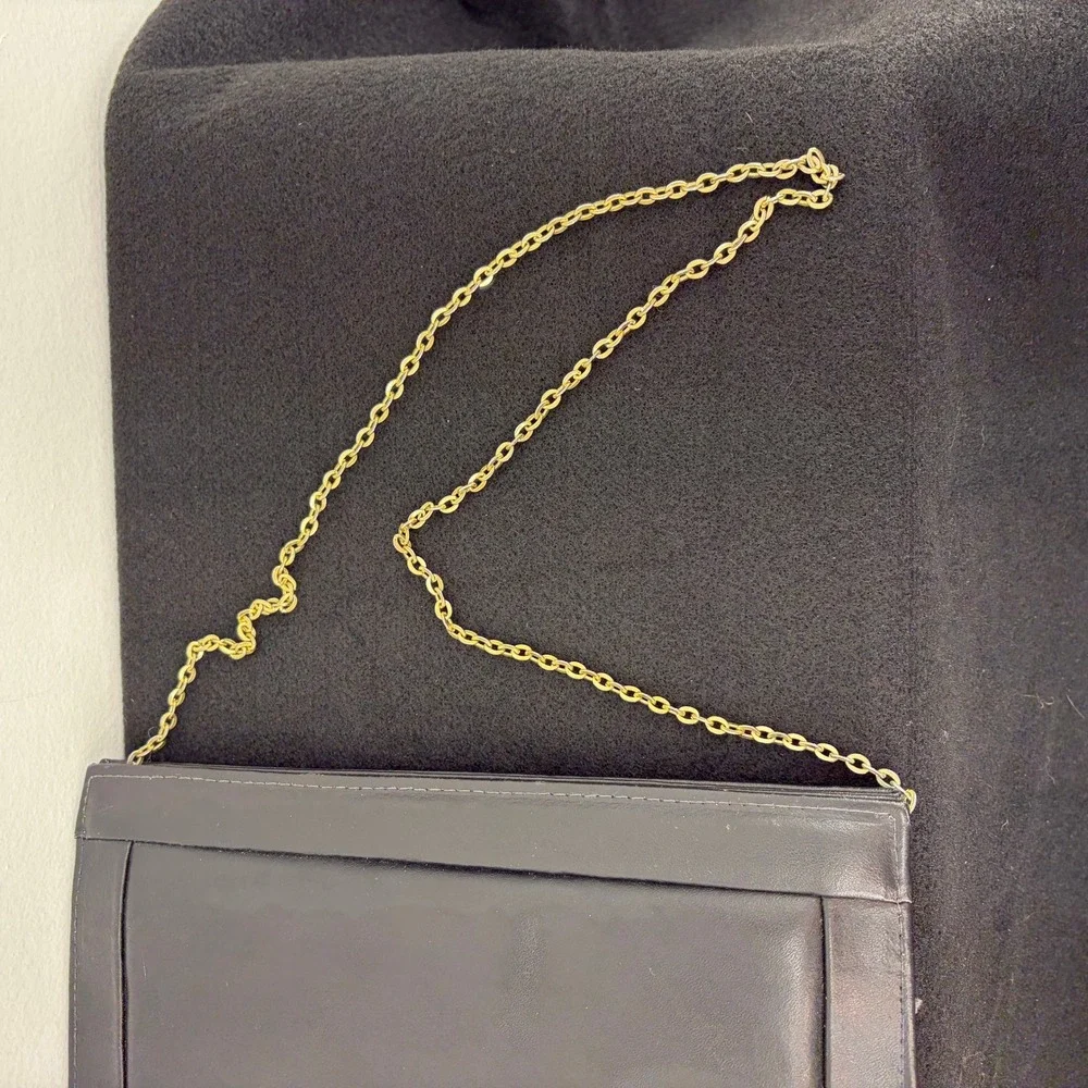 Black Leather Clutch Vintage Cuero Vaca Chain Purse Gold Logo Handbag Argentina